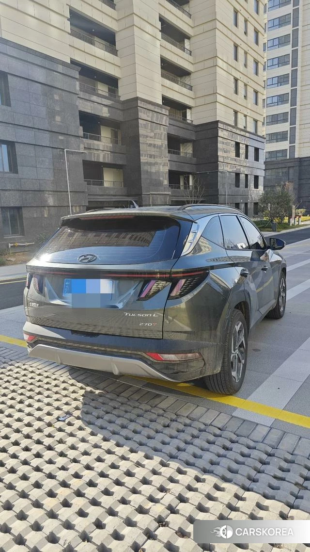 Hyundai Tucson 2024 Темно-серый из Китая, фото 3