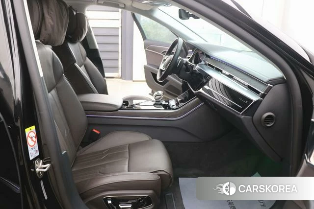 Audi A8 id 4264089 из Китая 23