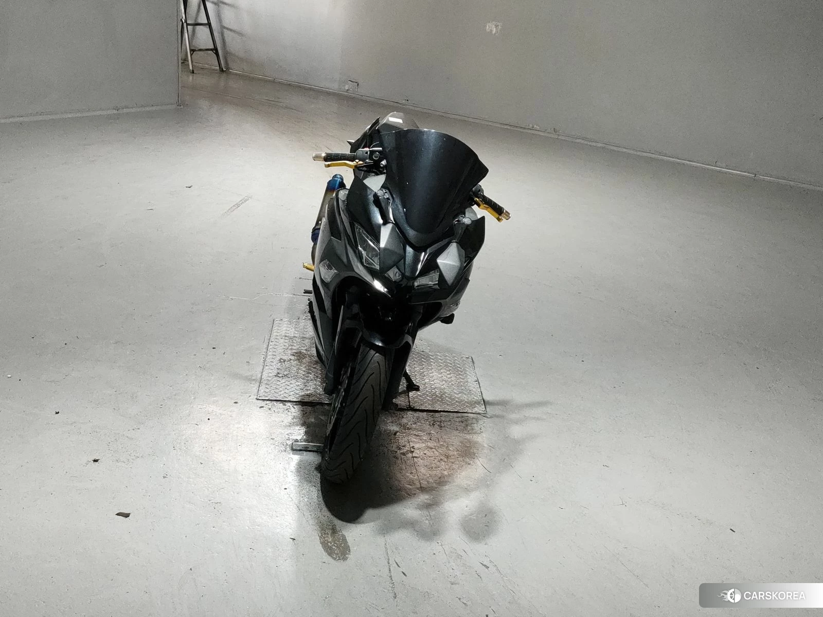Проданный Kawasaki NINJA 400 2018 из Японии, фото 2