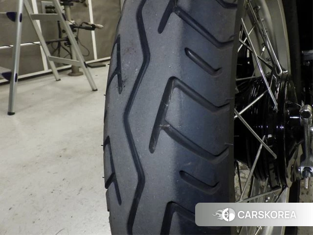 Yamaha SR400 id 4182798 из Японии 23