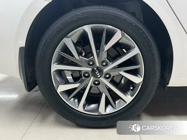 Kia K3 id 3902125 из Китая 9