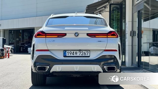 BMW X6 (G06) 2023 Белый из Кореи, фото 3