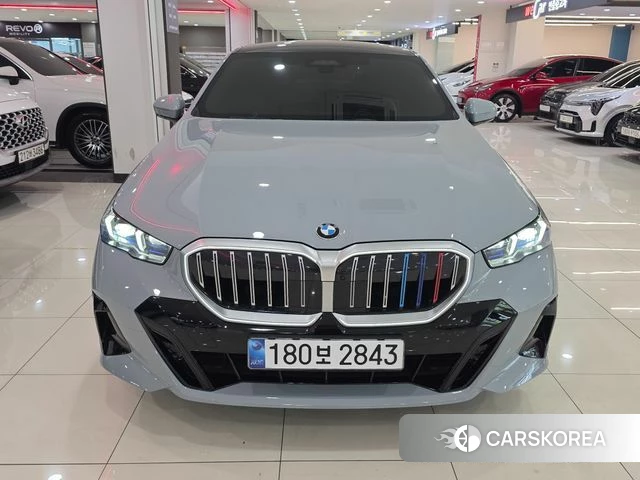 BMW 5 Series (G60) id 4499530 из Кореи 10