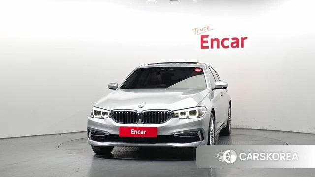 BMW 5 Series (G30) id 4637626 из Кореи 23