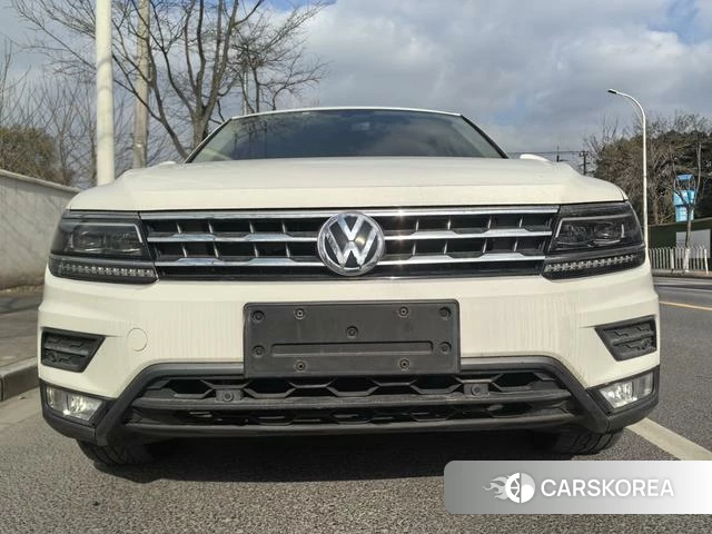 Volkswagen Tiguan L id 4240116 из Китая 8
