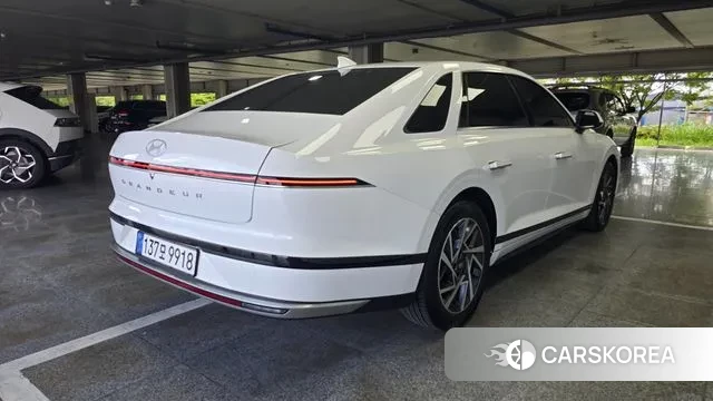 Hyundai Grandeur (GN7) id 3047941 из Кореи 13