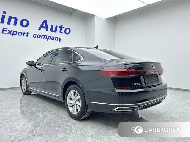 Volkswagen Passat 2022 Черный из Китая, фото 6