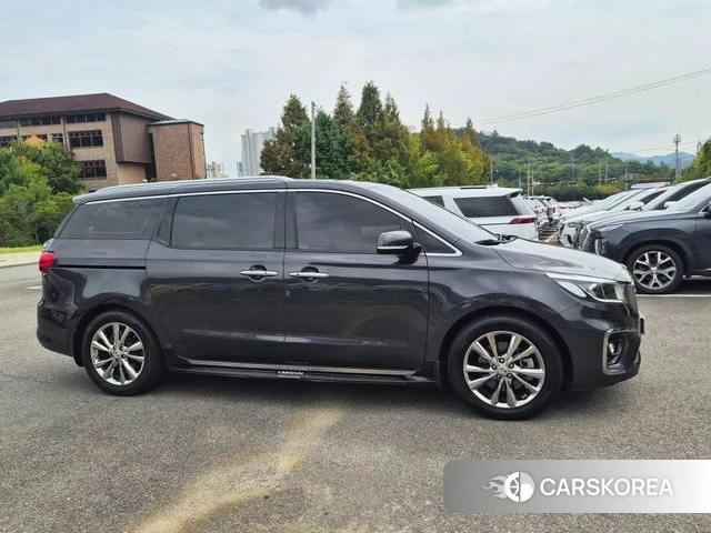 Kia The New Carnival id 4764817 из Кореи 13