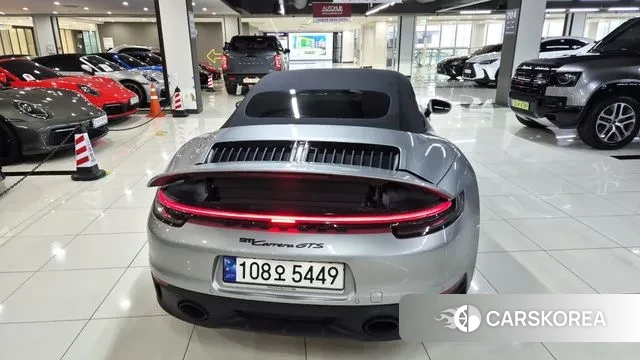Porsche 911(992) id 3093420 из Кореи 11
