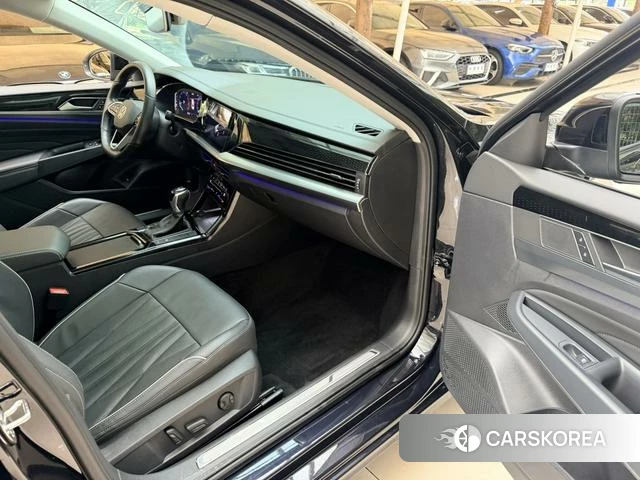 Volkswagen Passat id 4353352 из Китая 10
