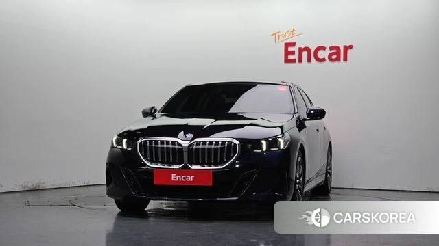 BMW 5 Series (G60) id 4612753 из Кореи 23