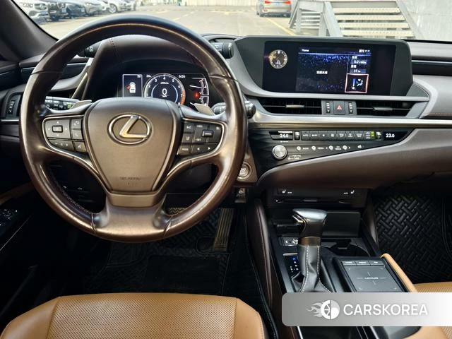 Lexus ES id 4261664 из Китая 12