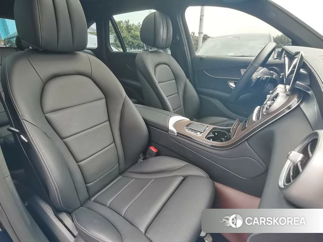 Mercedes-Benz GLC 2022 Зеленый из Китая, фото 5
