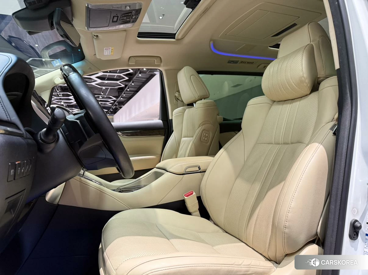 Toyota Elfa id 4452072 из Китая 23