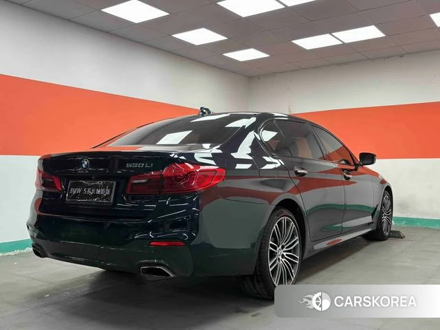 BMW 5 series 2018 Черный из Китая, фото 3