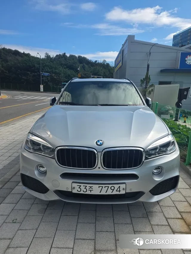 BMW X5 (F15) 2018 Серебристо-серый из Кореи, фото 3