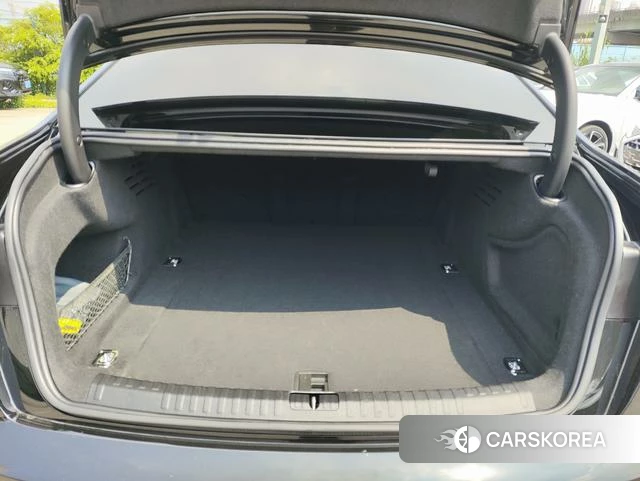 Audi A6L id 4253767 из Китая 12