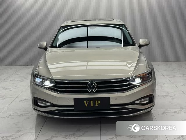 Volkswagen Magotan id 4276096 из Китая 8