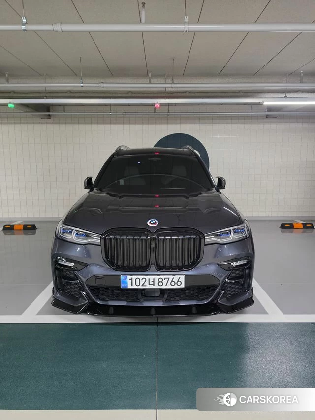 BMW X7 (G07) 2021 Небесно-голубой из Кореи, фото 5