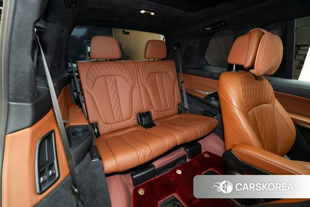 BMW X7 id 4239384 из Китая 17