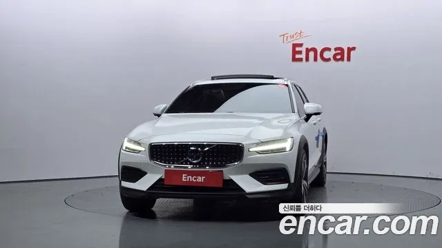 Volvo V60 Cross-Country 2nd Generation id 2875875 из Кореи 13
