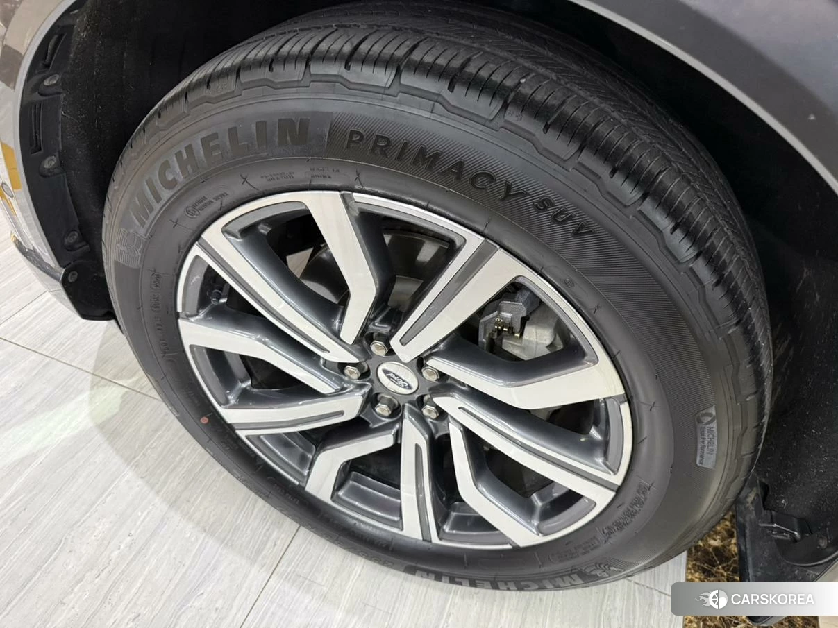 Ford Explorer 2022 Черный из Китая, фото 5