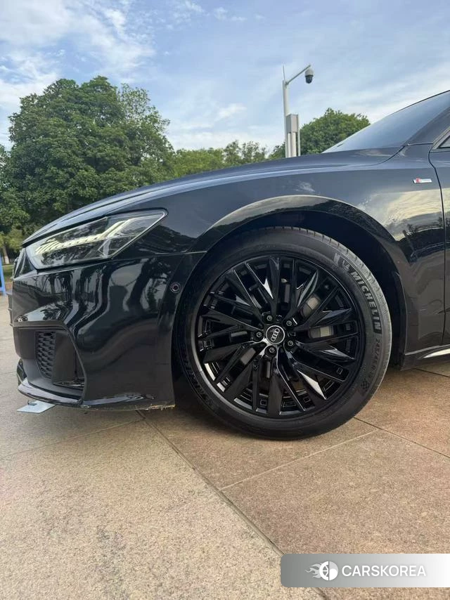 Audi A7 id 4336098 из Китая 10