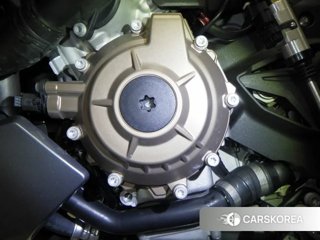 Engine photo