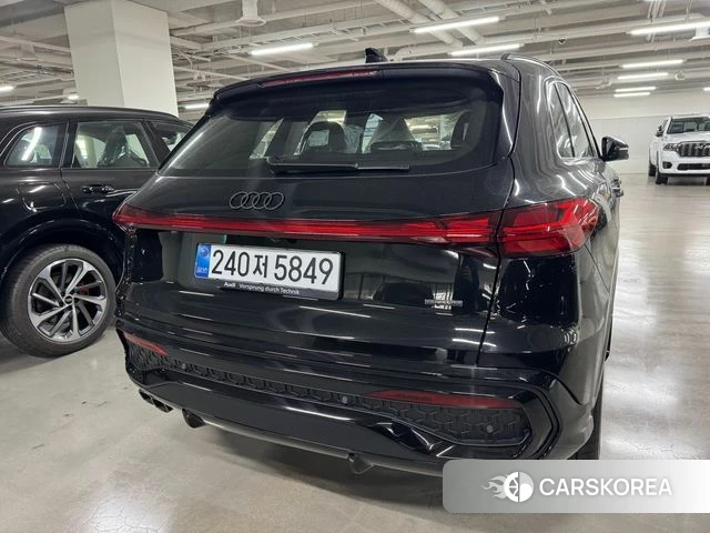 Audi Q5 (80A) 2025 Черный из Кореи, фото 5
