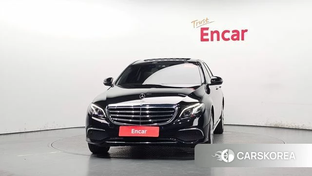 Mercedes-Benz E-Class W213 id 4594978 из Кореи 23