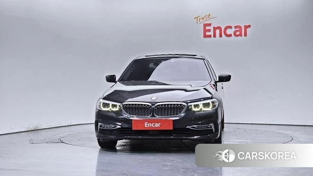 BMW 5 Series (G30) id 3917191 из Кореи 13