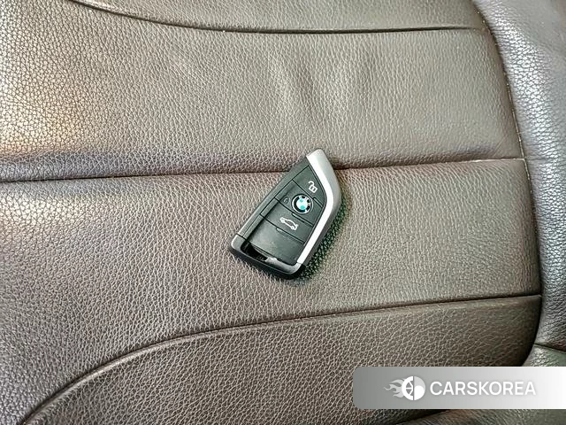 BMW X1 id 4253117 из Китая 13