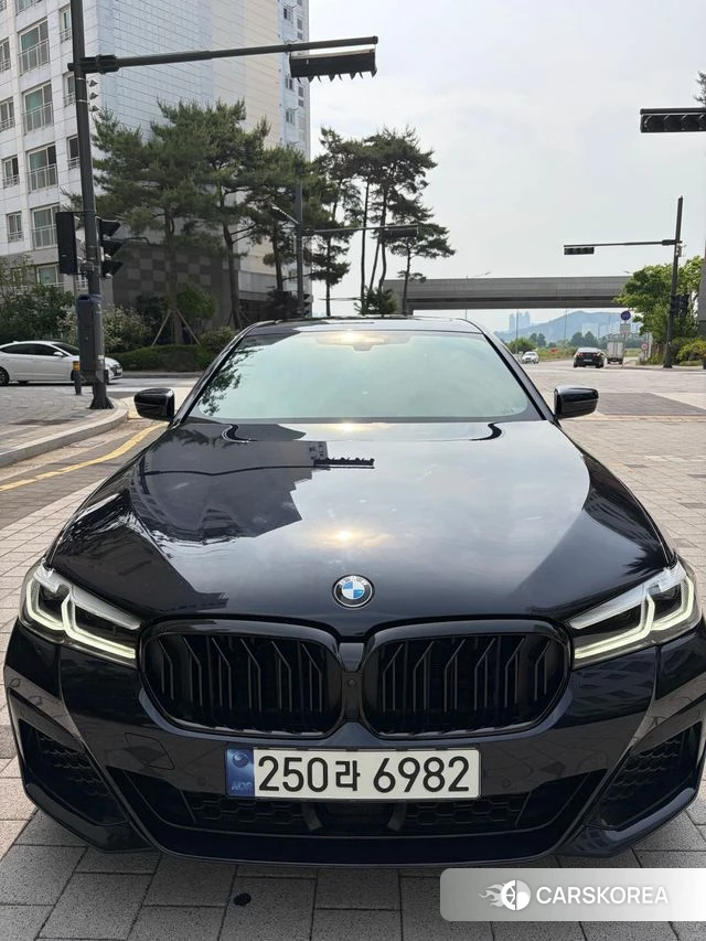 BMW 5 Series (G30) id 4474913 из Кореи 8