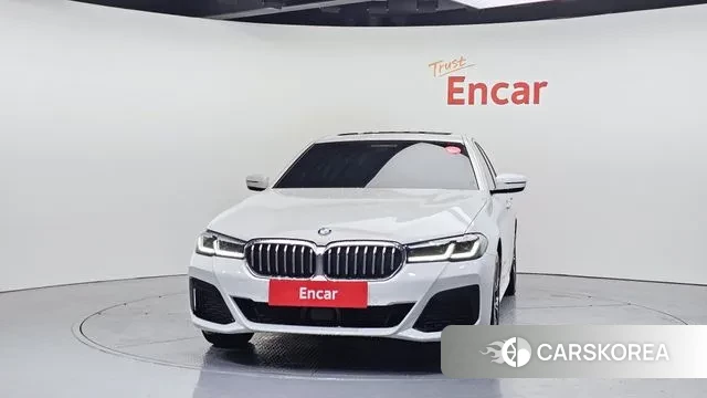 BMW 5 Series (G30) id 3598227 из Кореи 13