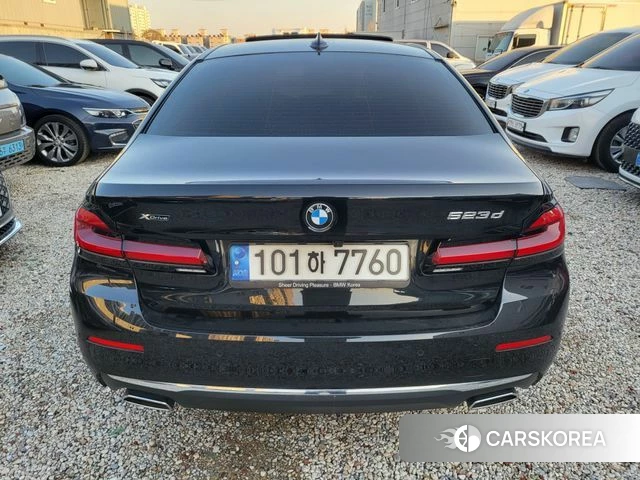 BMW 5 Series (G30) id 3922970 из Кореи 13