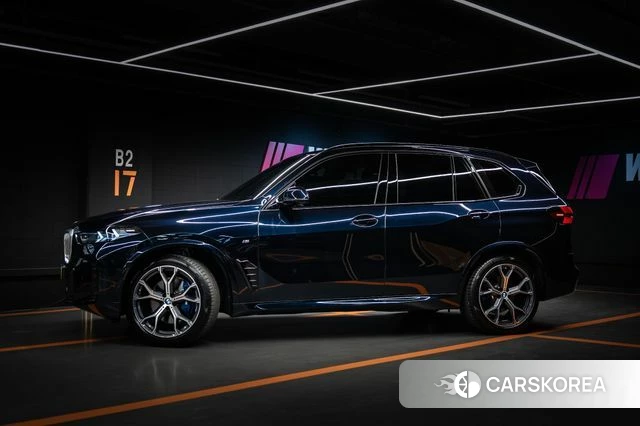 BMW X5 (G05) 2025 Черный из Кореи, фото 3