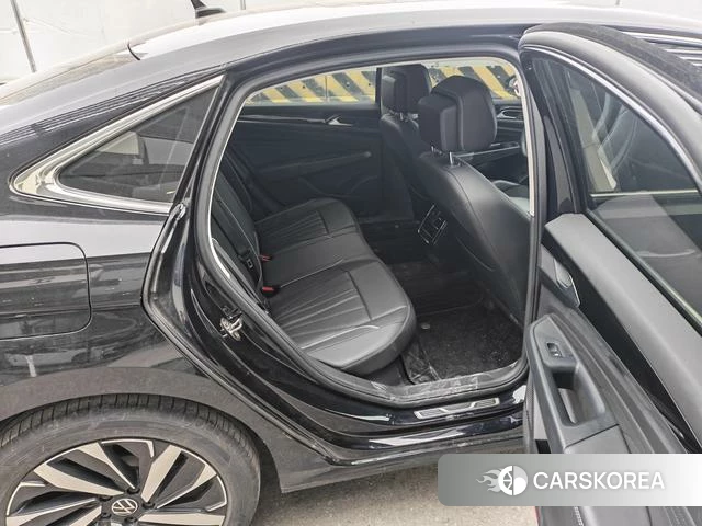 Volkswagen Passat 2024 Черный из Китая, фото 4