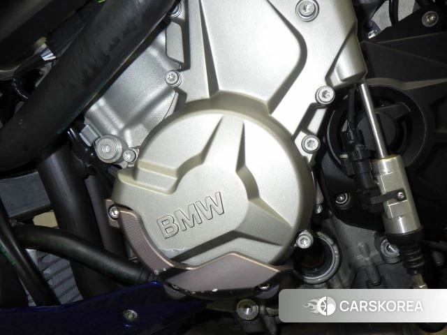 Engine photo