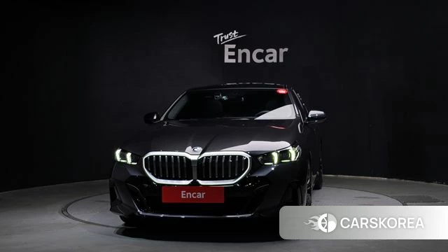 BMW 5 Series (G60) id 4634925 из Кореи 23
