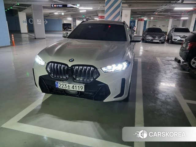 BMW X6 (G06) 2024 Белый из Кореи, фото 4