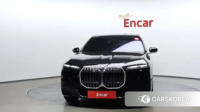 BMW 7 Series (G70) id 3653905 из Кореи 13