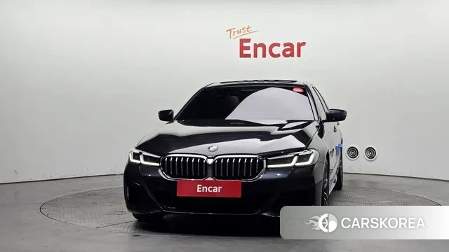 BMW 5 Series (G30) id 3630299 из Кореи 13