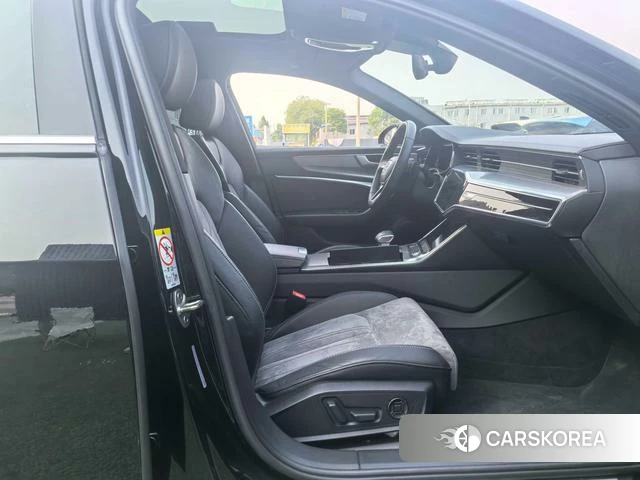 Audi A6L id 4329183 из Китая 13