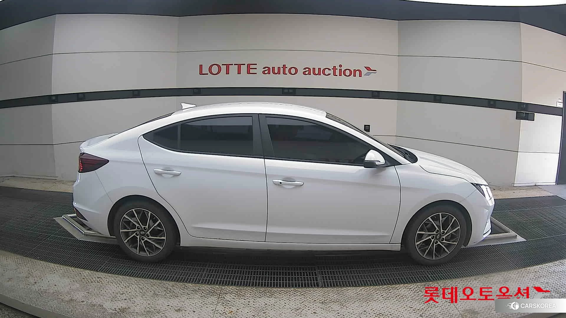 Hyundai Avante id 4289404 из Кореи 23