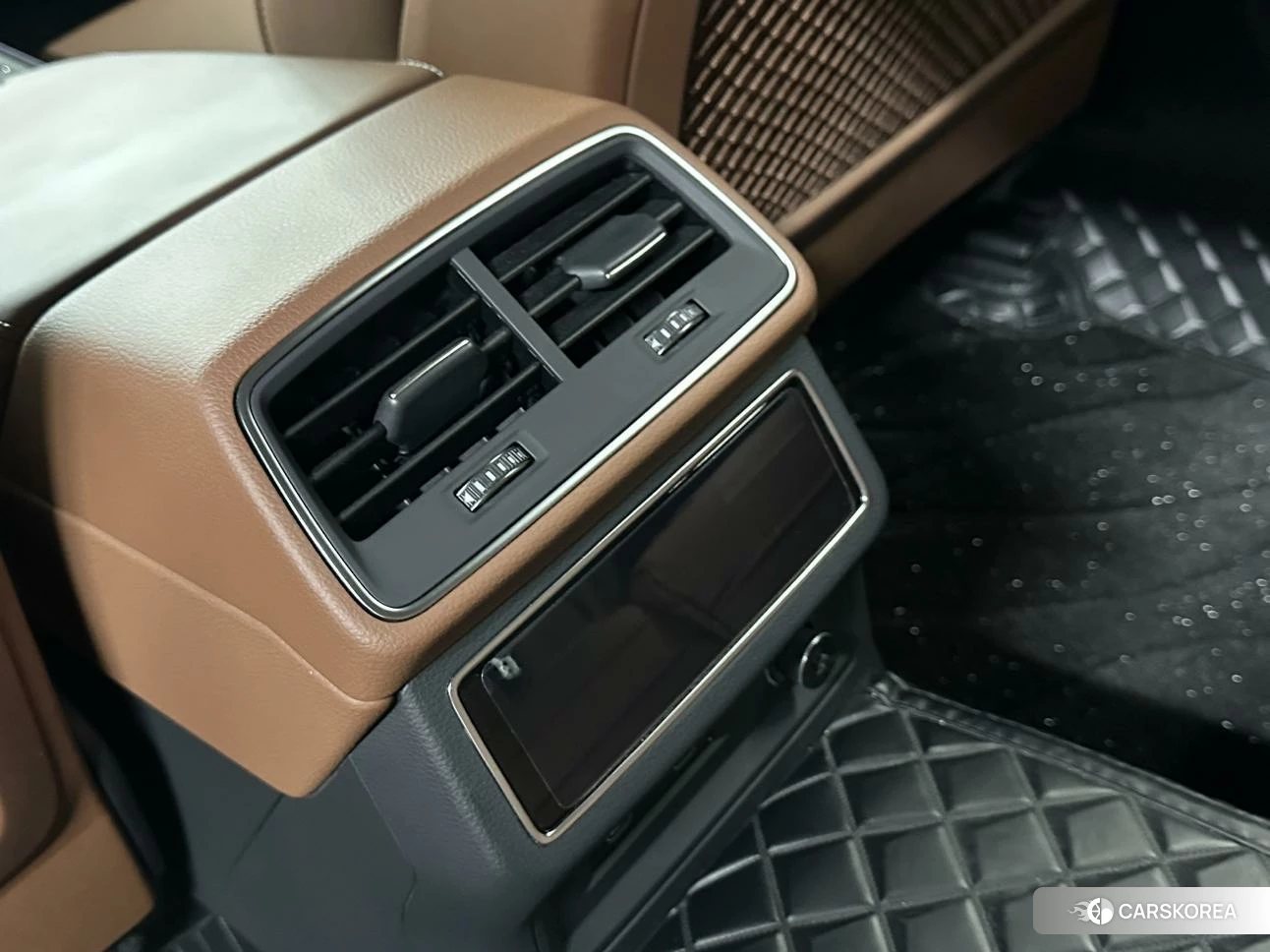 Audi A6L id 4461258 из Китая 12