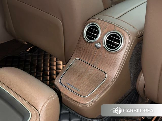 Mercedes-Benz E-class PHEV id 4277924 из Китая 10