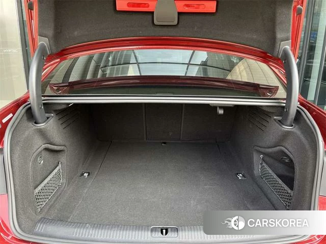 Audi A4L id 4236390 из Китая 7