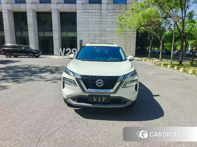 Nissan Qijun 2023 Белый из Китая, фото 3