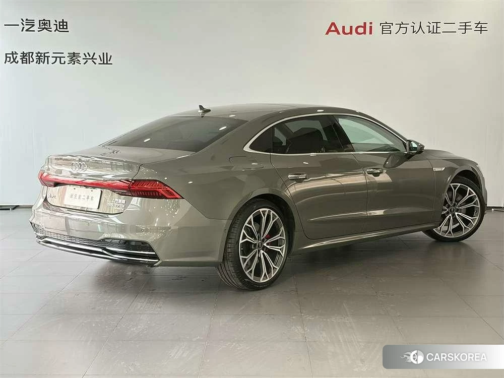 Audi A7L id 4441274 из Китая 7