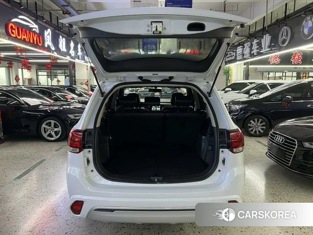 Mitsubishi  Outlander id 4207898 из Китая 15
